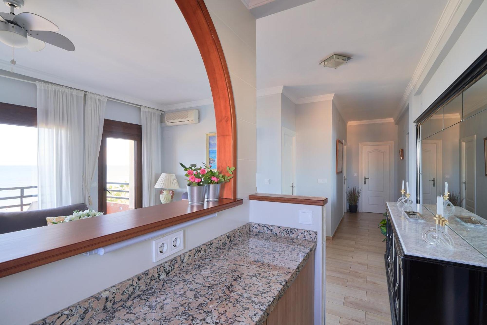Апартаменты Xpce Playa Bajondillo Terrace - Parking Free Торремолинос Экстерьер фото